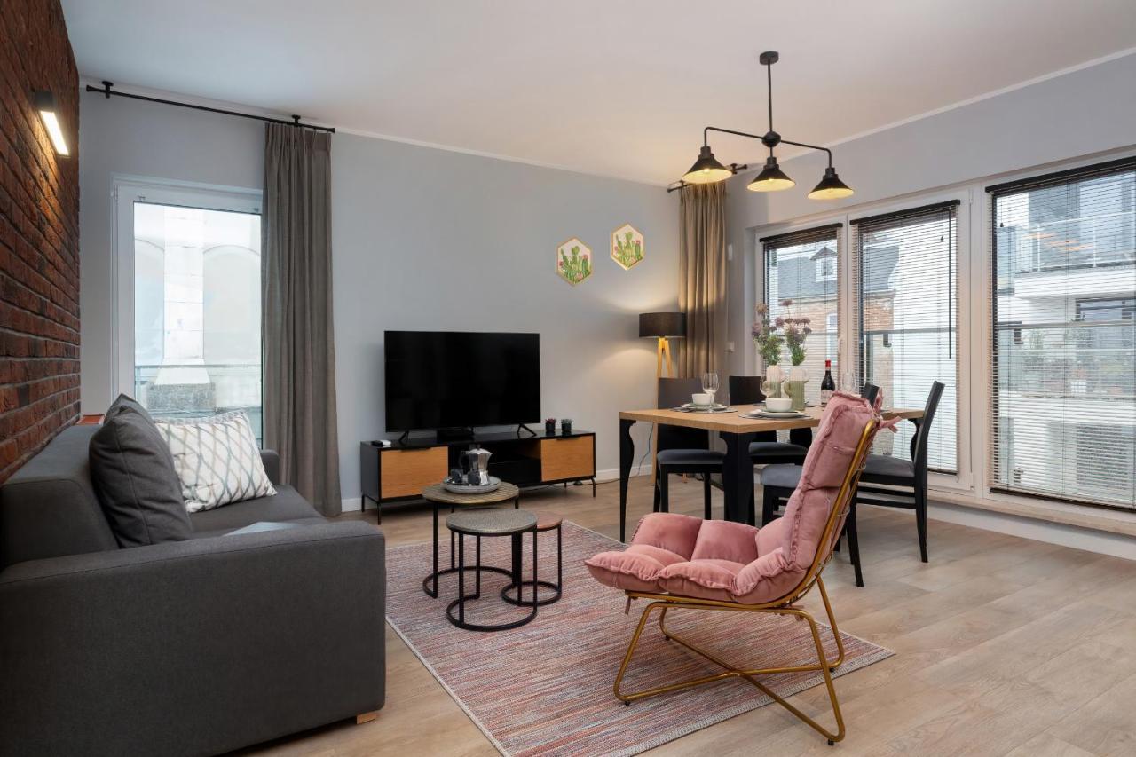 Exclusive Apartments Mostowa By Renters Prestige Poznań Buitenkant foto