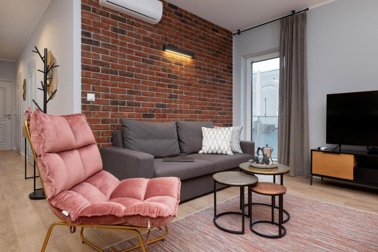 Exclusive Apartments Mostowa By Renters Prestige Poznań Buitenkant foto